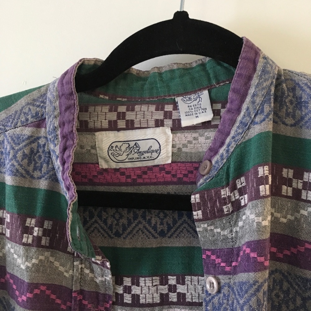 Fun print vintage button down - Picture 3 of 6